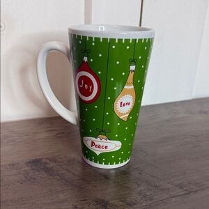 Royal Norfolk Festive Green Holiday Mug with Ornaments